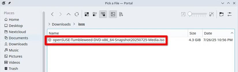 file-browser-in-linux-showing-an-iso-file طريقة إنشاء USB لتشغيل Linux على الكمبيوتر أو Mac