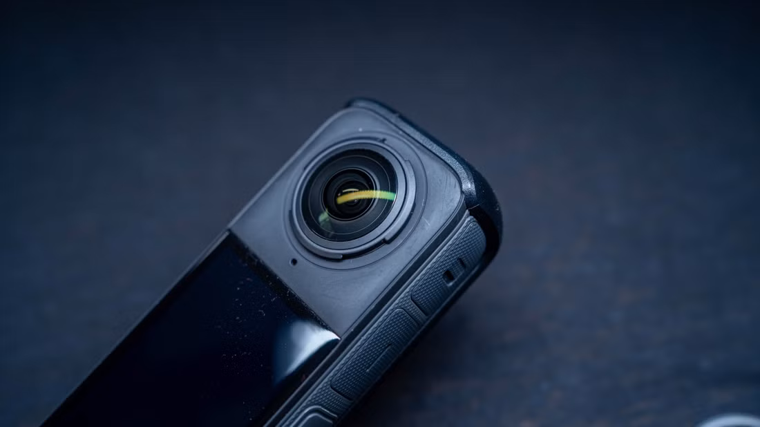 shutterstock_2520019637 أسباب تراجع كاميرات 360 ودور التقنيات الحديثة في تغيير مستقبل التصوير