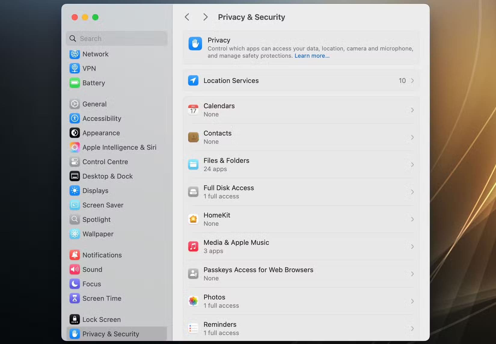 the-permission-settings-in-macos كيفية التحقق من أذونات تطبيقات ماك وحماية خصوصيتك من الاستخدام غير المصرح به
