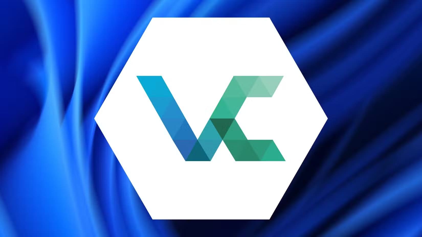 veracrypt-against-a-windows-11-background أفضل التطبيقات مفتوحة المصدر التي ينصح بتثبيتها على أي جهاز كمبيوتر جديد ويندوز