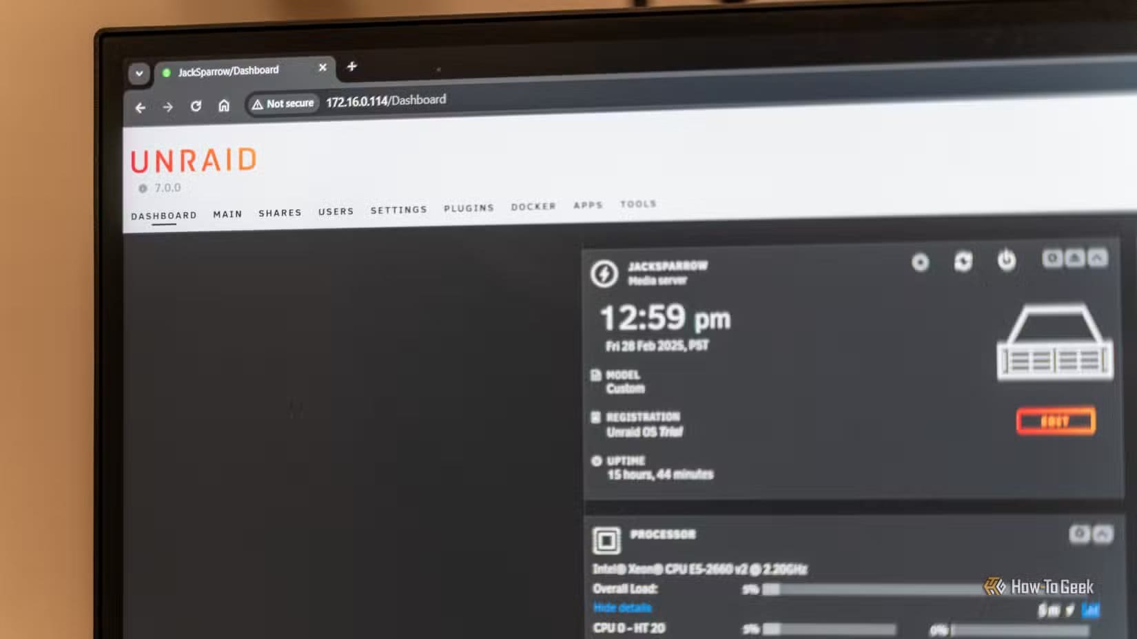a7306758 كيف جعلت أدوات مثل Plex و Pi hole مختبري Homelab متكاملاً وسهل الاستخدام