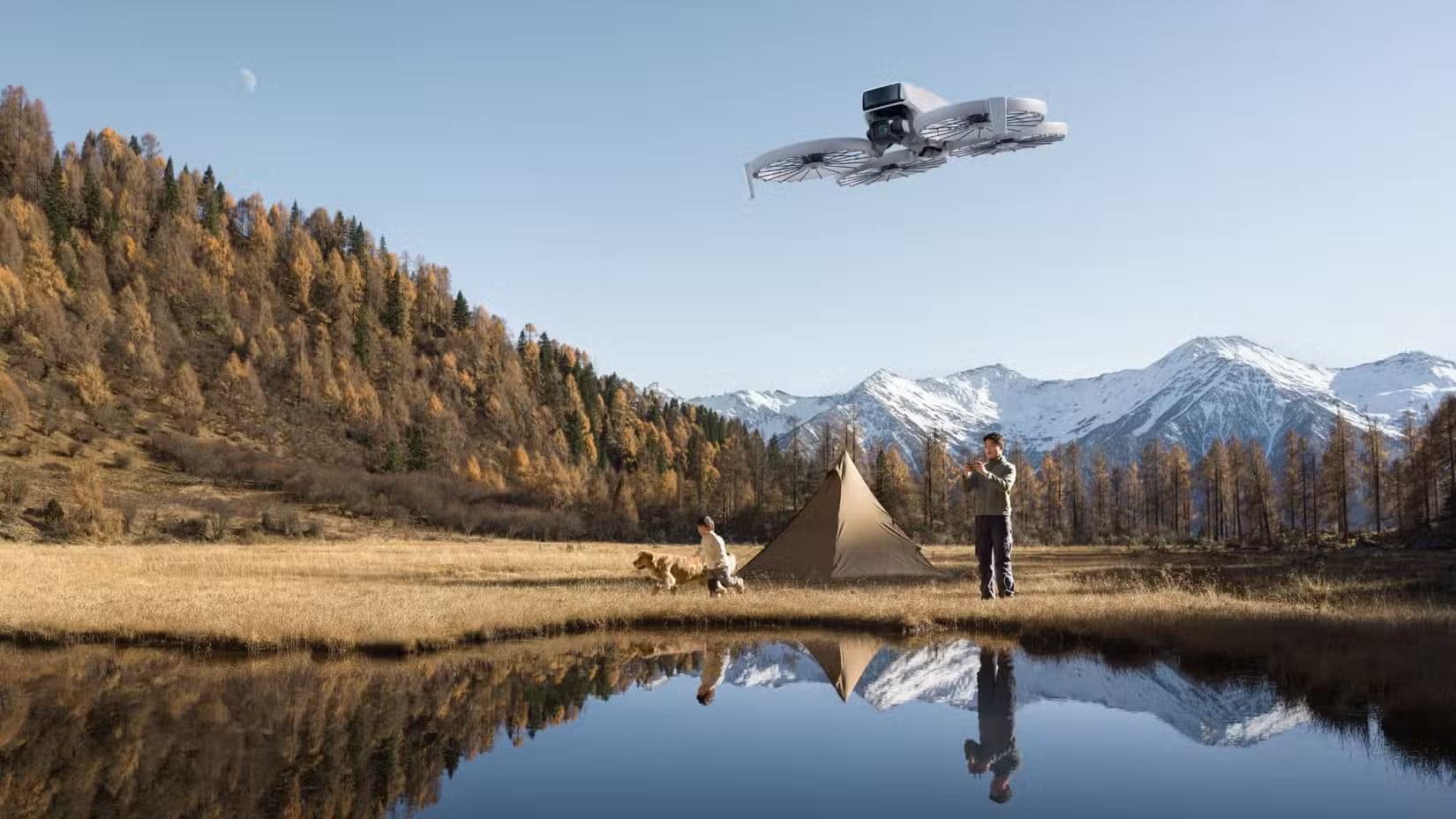 dji-flip-camera-drone-outdoor-autumn-camping-lifestyle أفضل استخدامات مبتكرة للشاشة المحمولة في حياتك اليومية