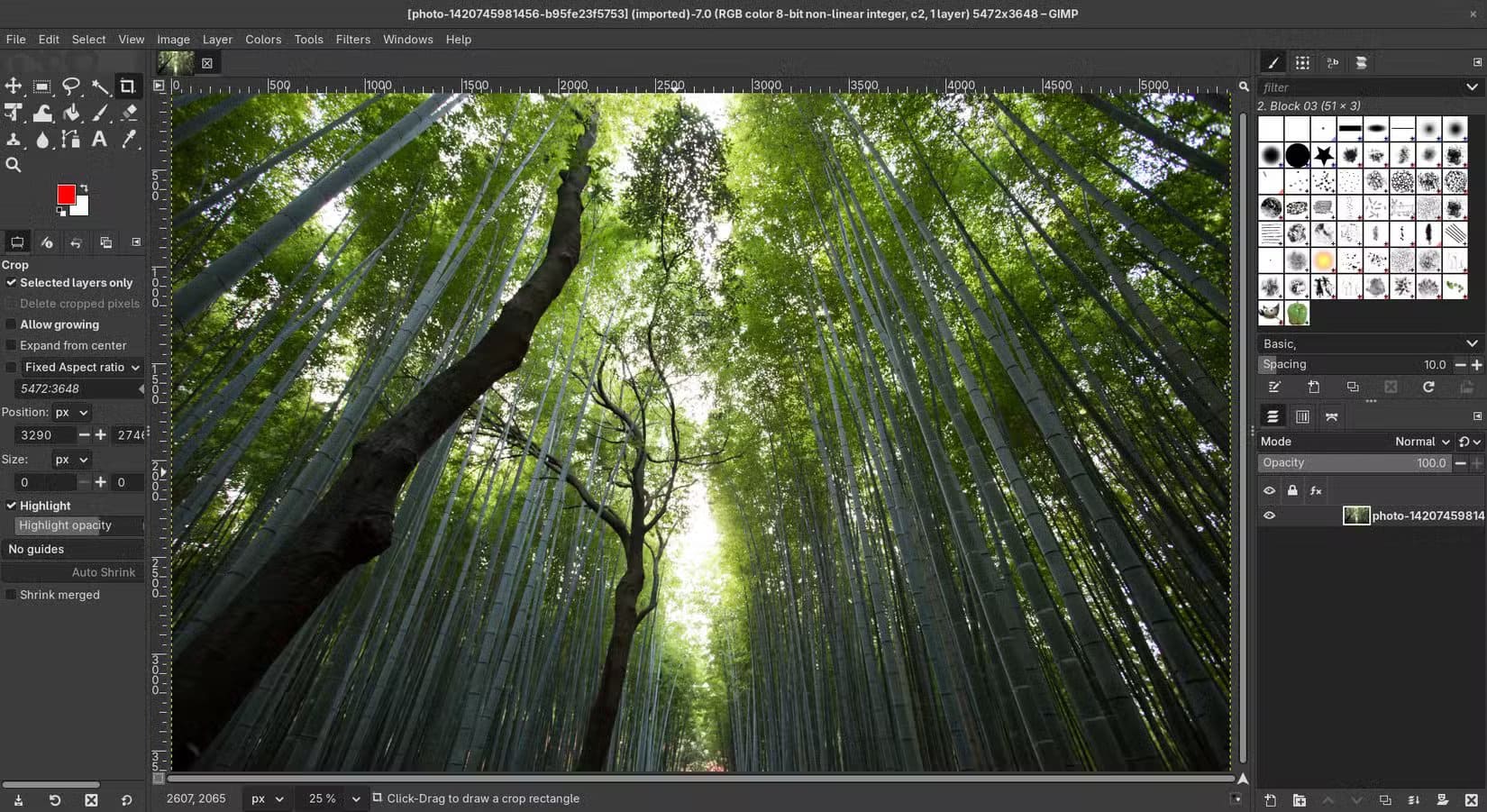 gimp-with-a-picture-open-showing-tools-and-image-editing-menus أفضل بدائل التطبيقات اليومية عند الانتقال إلى لينكس