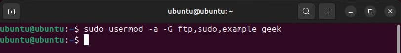 the-linux-usermod-command-being-used-to-add-a-user-to-multiple-groups-at-once طريقة إضافة مستخدم إلى مجموعة على لينكس خطوة بخطوة