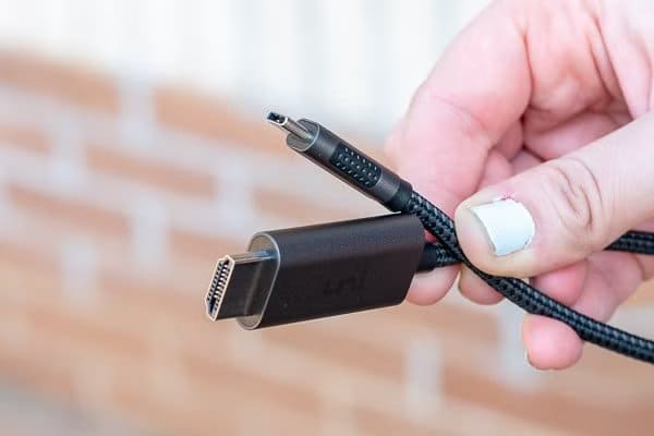 USBc-to-HDMI لماذا لا يتعرف Windows على الشاشة الثانية وكيف يمكن إصلاح ذلك