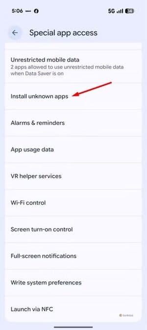 install-unknown-apps-opiton-in-pixel-10 هذه الإعدادات الست التي في Android قد تُعرض خصوصيتك للخطر
