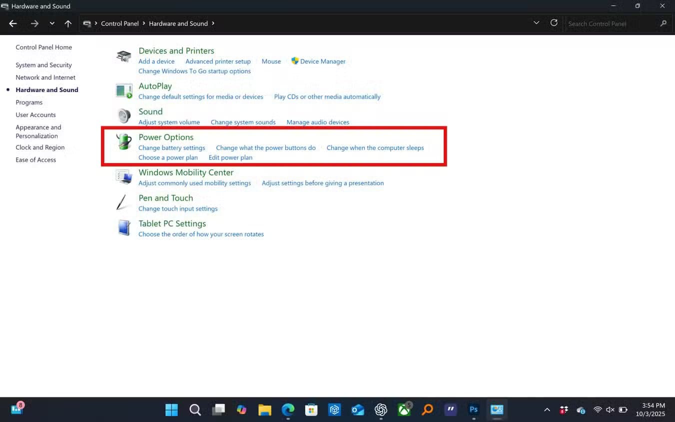 the-hardware-and-sound-page-in-windows-11-with-the-power-options-category-highlighted إعدادات خفية في Windows 11 تعيد لجهازك السرعة التي فقدها