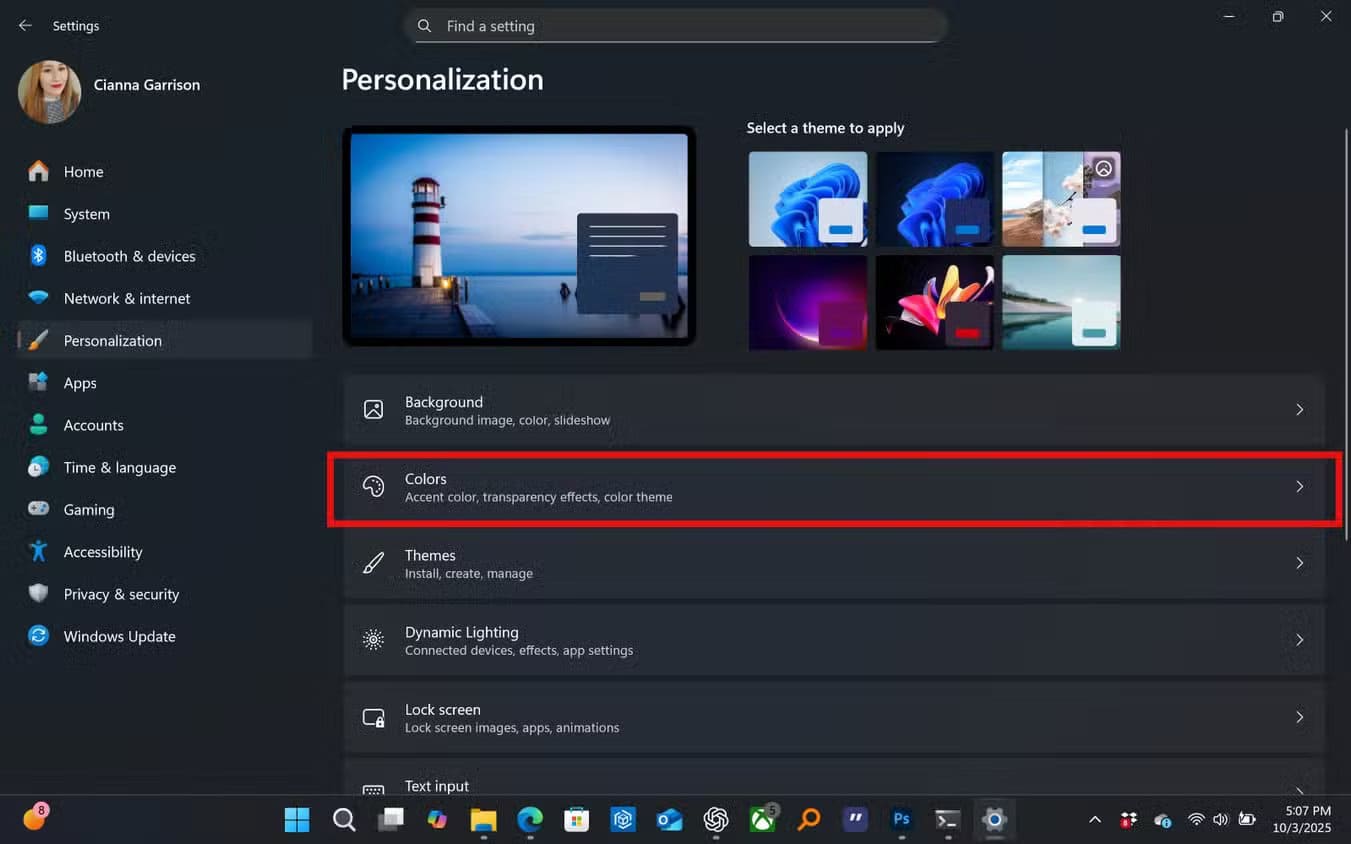 the-windows-11-personalization-page-with-the-colors-category-highlighted إعدادات خفية في Windows 11 تعيد لجهازك السرعة التي فقدها