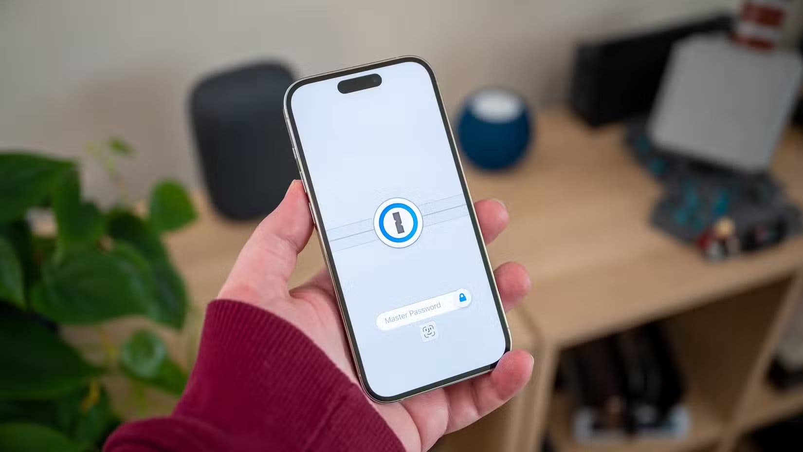 1Password-password-manager-running-on-an-Apple-iPhone-14-Pro Λόγοι για τους οποίους η χρήση ενός διαχειριστή κωδικών πρόσβασης επί πληρωμή αποτελεί ισχυρότερη επιλογή προστασίας