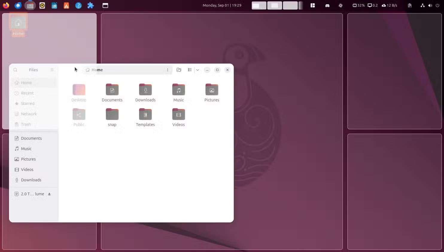 8d-using-tiling-shell-to-drag-and-tile-and-window-to-a-specific-zone حلول فعّالة لأكثر مشاكل Ubuntu شيوعًا باستخدام ملحقات GNOME