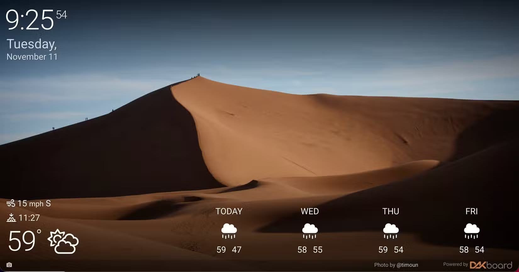 the-dakboard-dashboard أفكار عملية تمنح جهاز Chromecast القديم دورًا جديدًا ومفيدًا