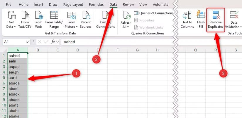a-list-of-words-in-column-a-of-an-excel-worksheet-with-the-remove-duplicates-tool-in-the-data-tab-selected طريقة ابتكار ألعاب كلمات تفاعلية داخل Excel باستخدام أدواته الذكية