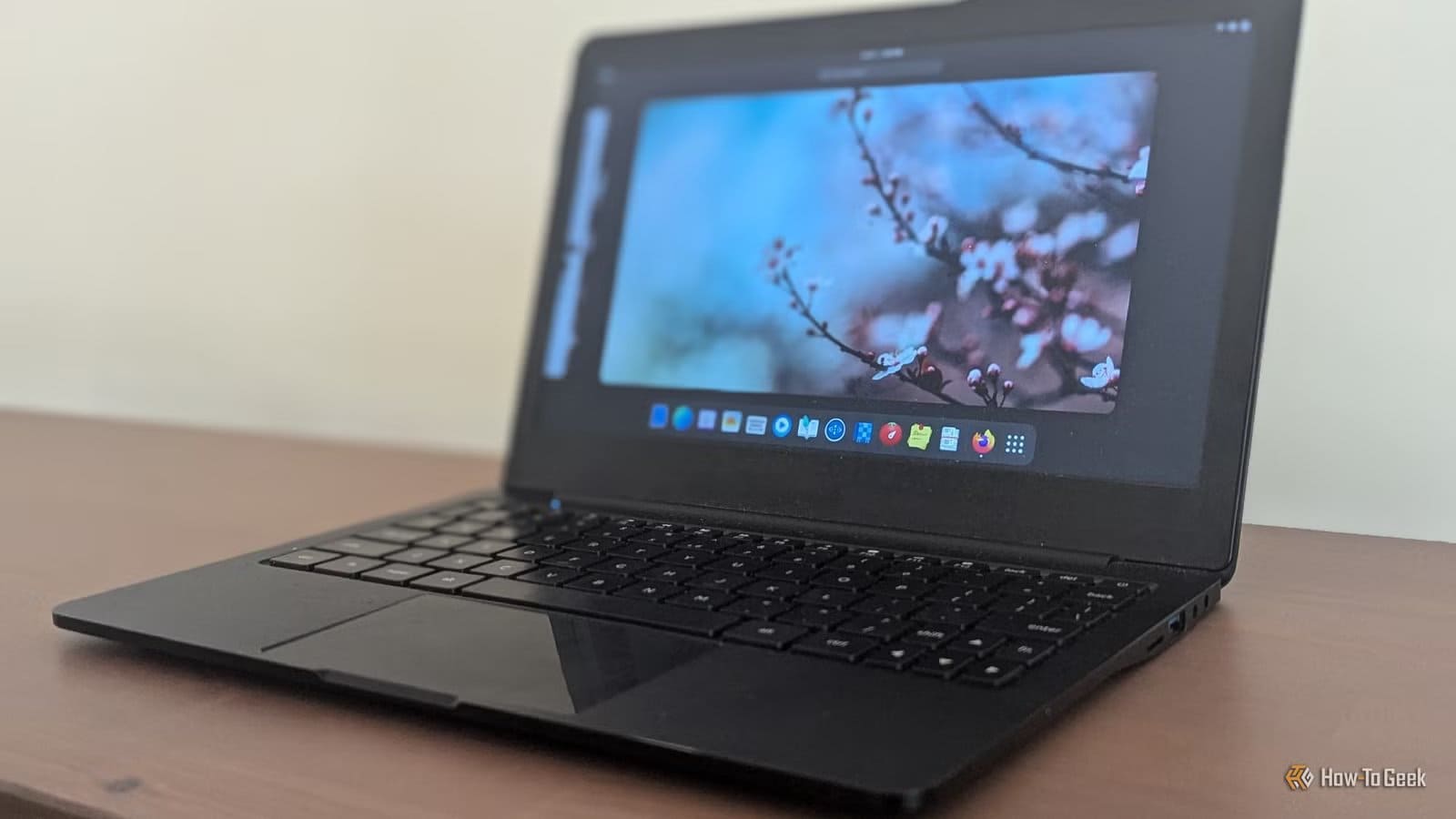 1000085879 Birçok insanın Linux'u birincil işletim sistemi olarak benimsememesinin 4 nedeni.