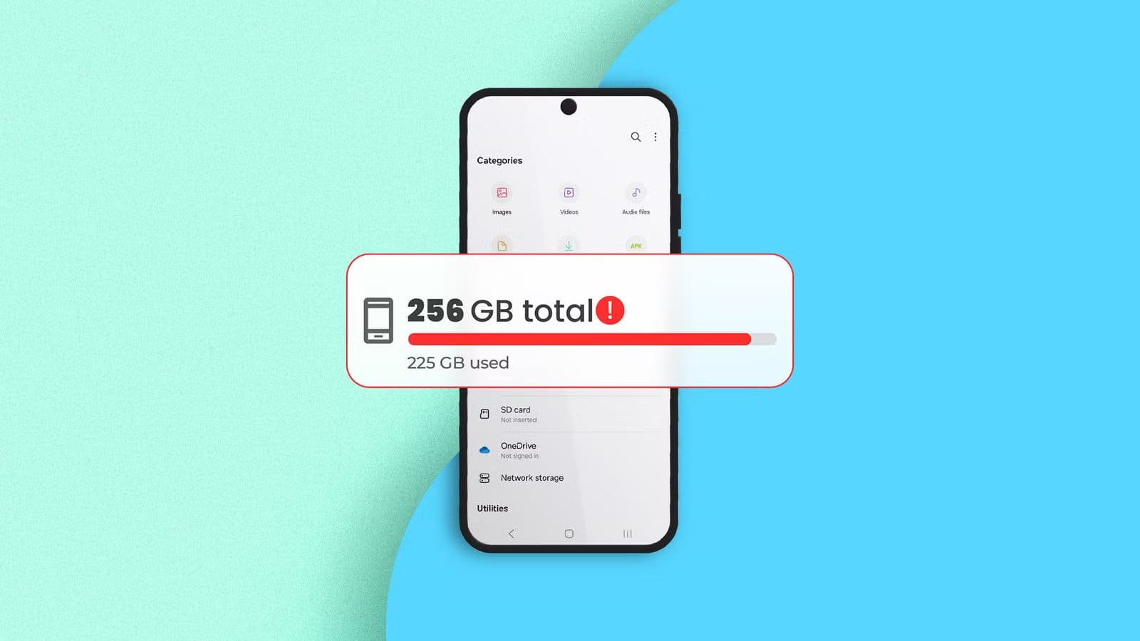 a-smartphone-screen-displaying-a-red-storage-warning-notification-showing-225-gb-used-out-of-256-gb-total امتلأت ذاكرة هاتفك بسرعة اكتشف 5 تطبيقات تستهلك المساحة دون أن تشعر