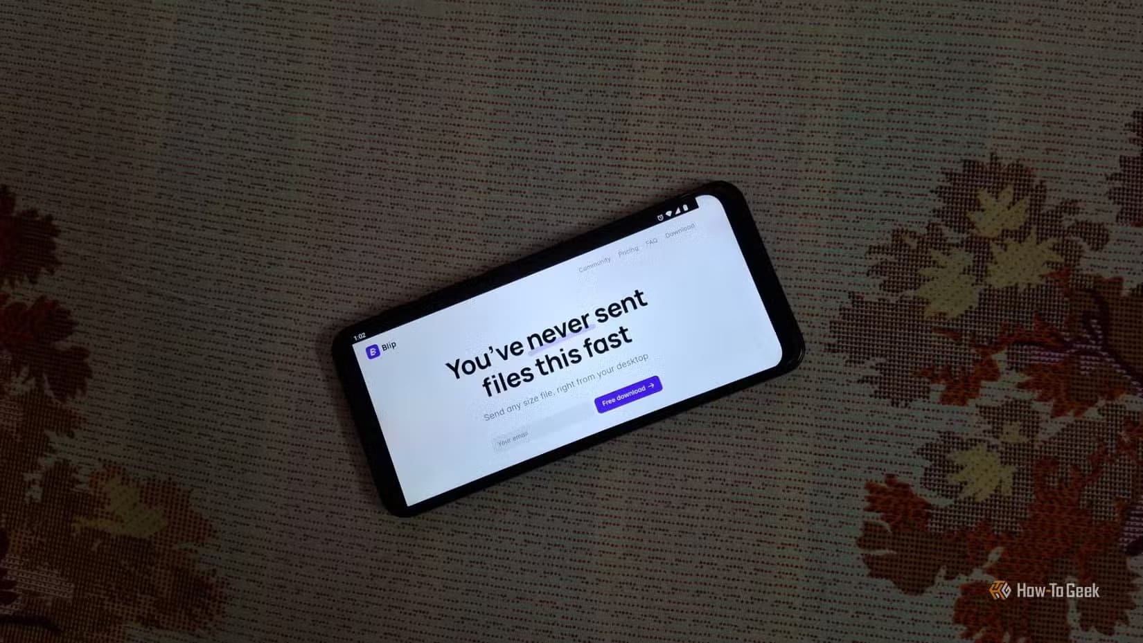 blip-website-opened-in-a-mobile-phone-browser أسرع أداة مجانية لنقل الملفات بدون قيود بديل التخزين السحابي