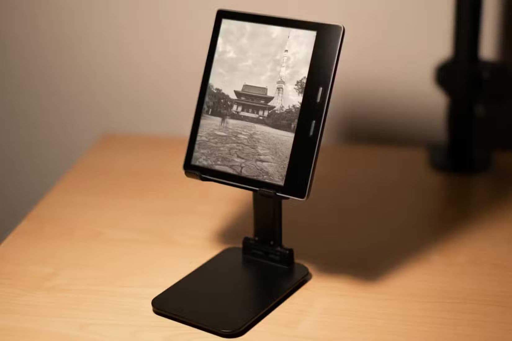 kindle-custom-screensaver 6 طرق فعالة لتحسين أداء جهاز Kindle القديم واستعادة سرعته