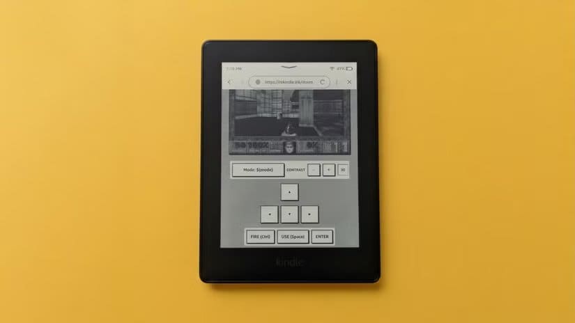 playing-doom-on-a-kindle لماذا يجب تفعيل وضع الطيران في كيندل لتحسين القراءة وتوفير البطارية