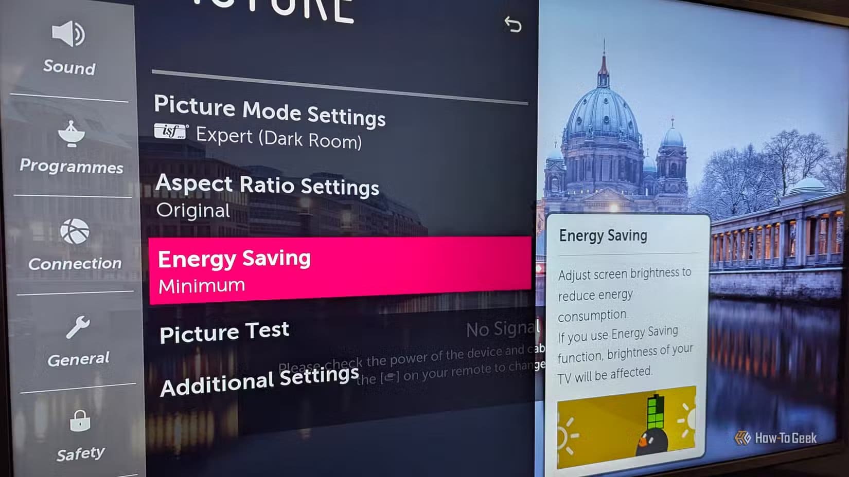 the-energy-saving-setting-on-a-smart-tv إعدادات في التلفاز تقلل الأداء وكيفية تحسين جودة الصورة والسرعة