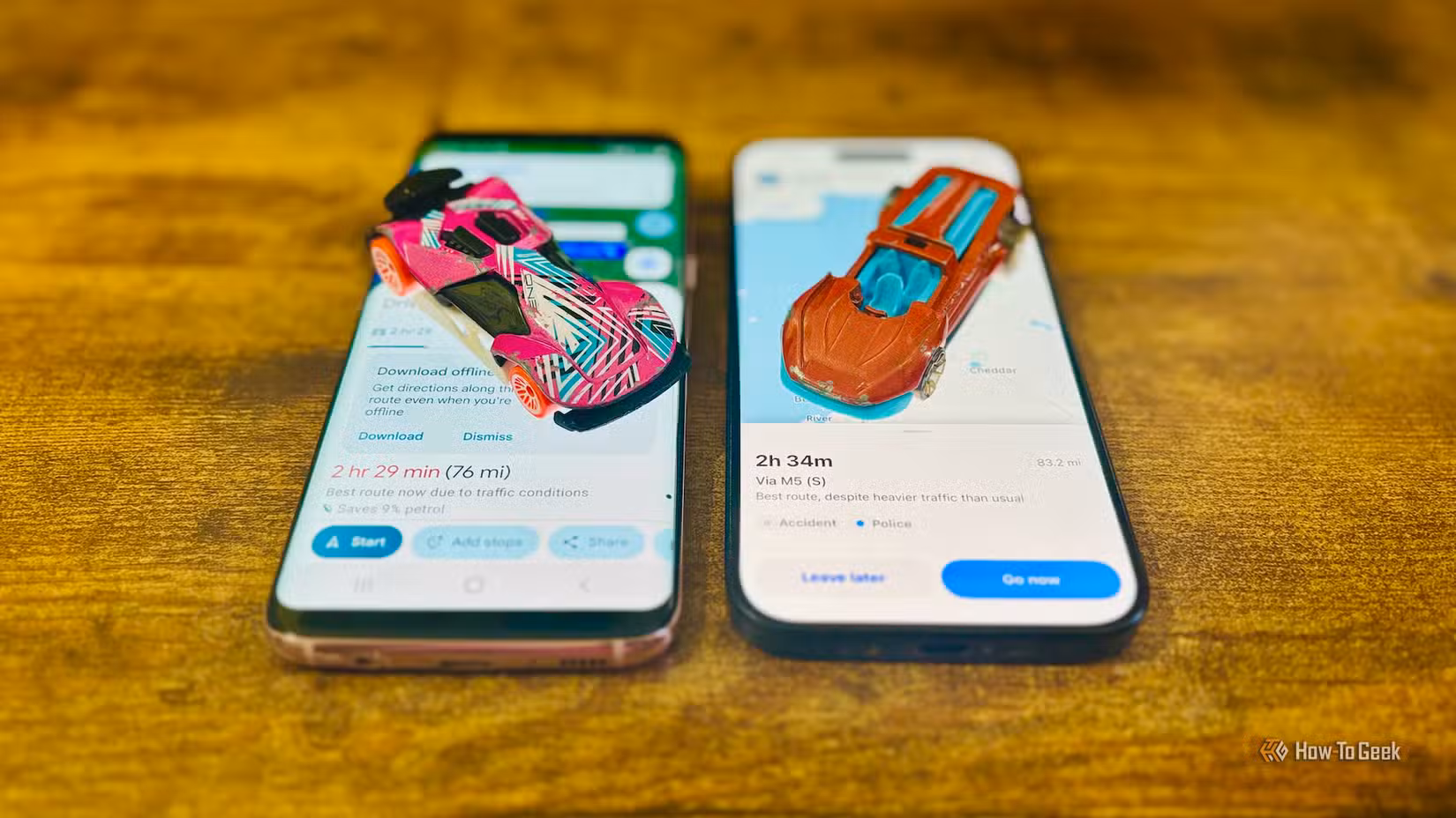 a-samsung-galaxy-s8-running-google-maps-and-an-iphone-15-pro-running-wave-with-the-same-journey-on-each-and-a-hot-wheels-car-sitting-on-top-of-each-phone 6 أفكار ذكية لإعادة استخدام آيفون قديم بدلًا من تركه دون فائدة