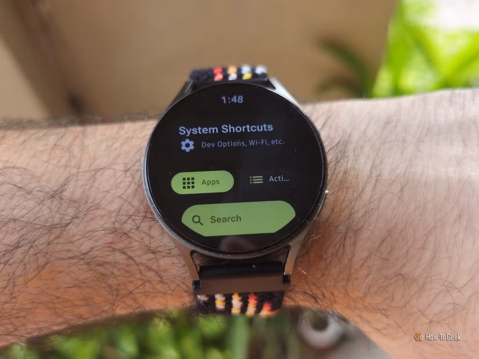 anytile-app-running-on-galaxy-watch-ultra 4 تطبيقات تحوّل ساعة Galaxy Watch إلى جهاز بقدرات تتجاوز تصميم سامسونج الأصلي