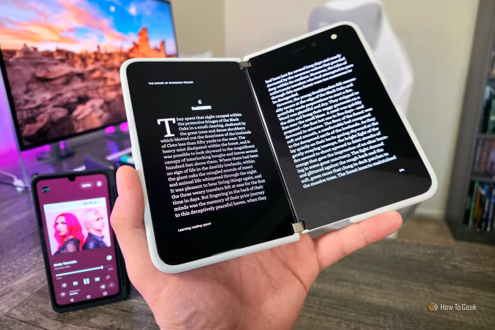 dual-screen-smartphones-04 لماذا تخلّينا عن الهواتف ذات الشاشتين رغم أنها كانت فكرة رائعة