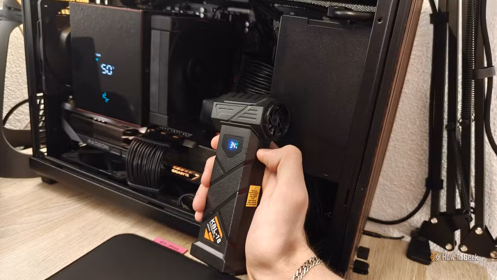 duster-1-1 5 أخطاء شائعة قد تتسبب في إتلاف بطاقة الرسومات GPU دون قصد