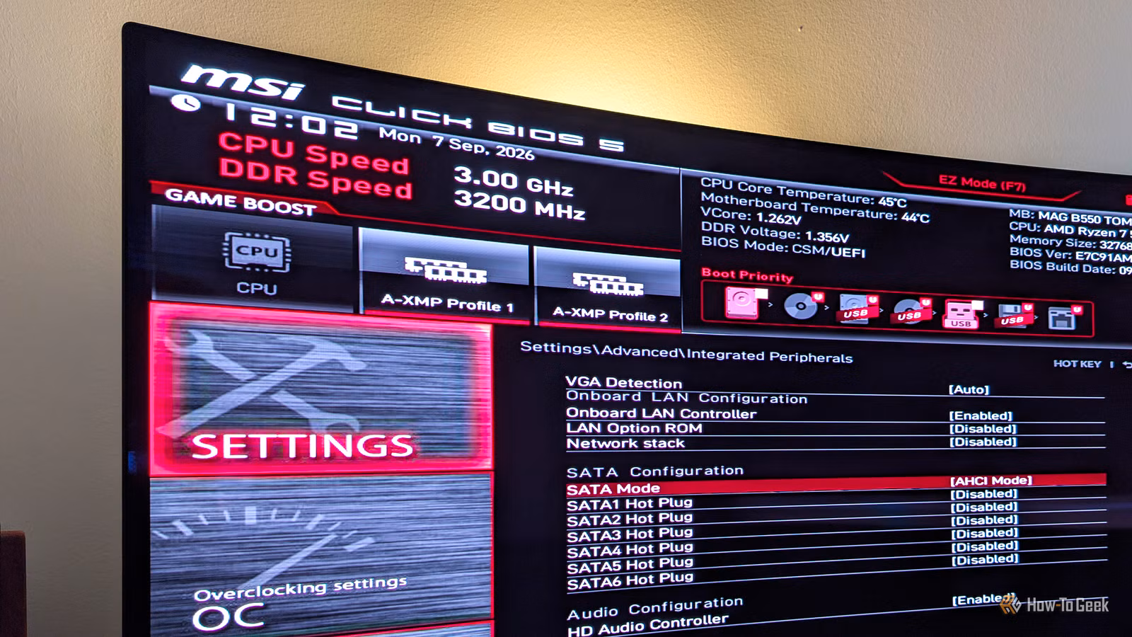 pxl_20260907_100214457 4 إعدادات في BIOS قد تجعل SSD أبطأ وكيفية تحسين أدائه