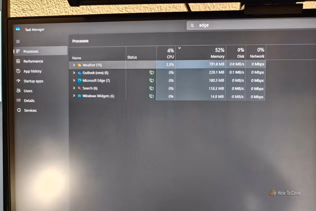 three-1 5 تطبيقات تستهلك ذاكرة RAM في Windows 11 وقد لا تحتاج إليها